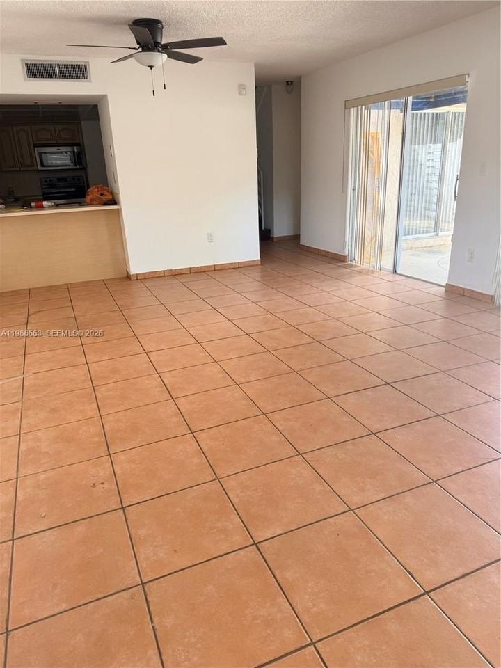 14343 Sw 98th Ter - Photo 6 of 16