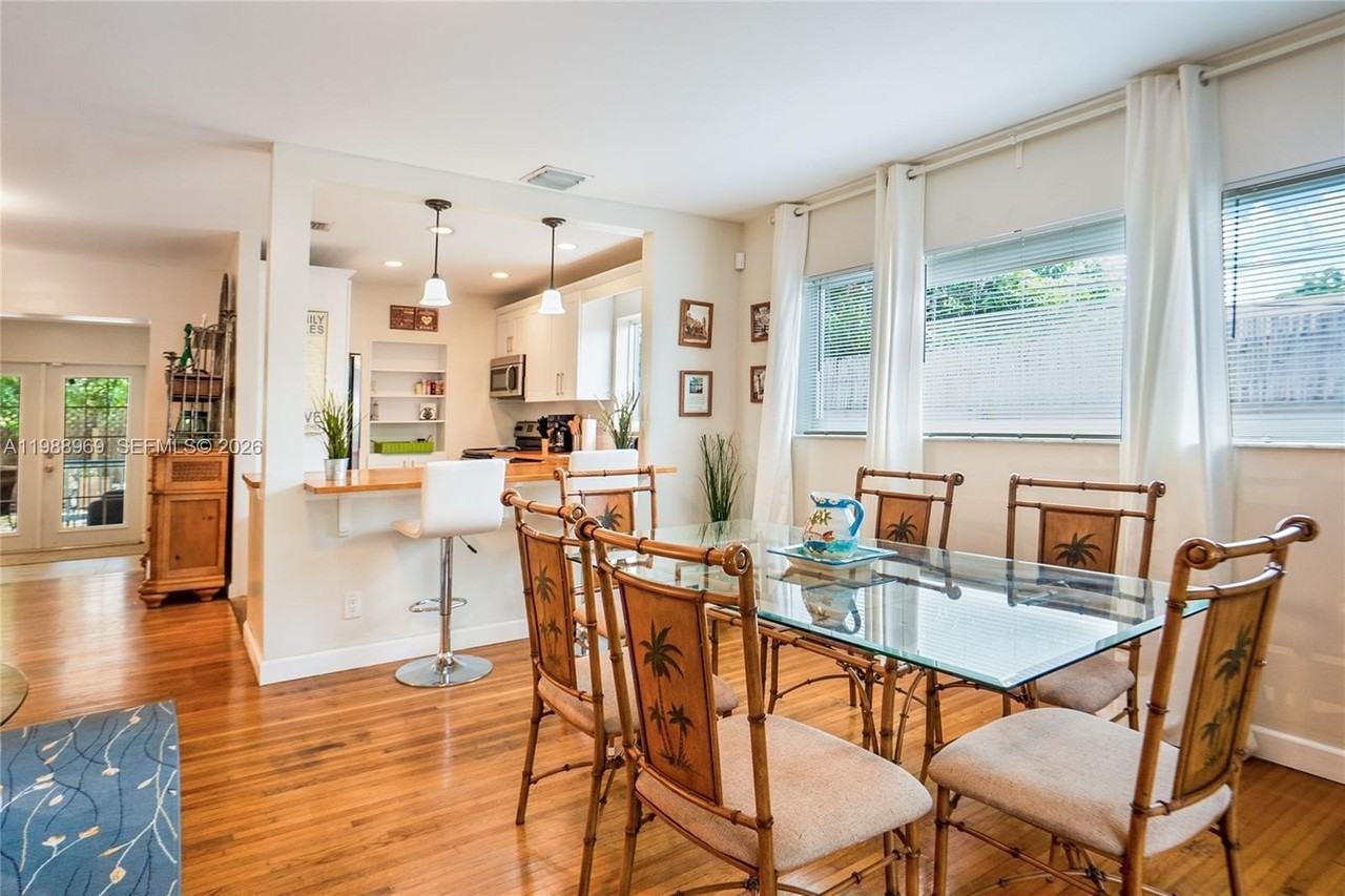 113 Sw 2nd St - Photo 7 of 50