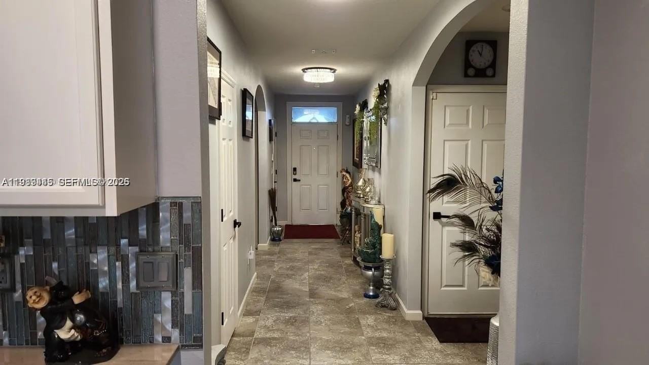 2271 Arlington Dr Sw #2271 - Photo 2 of 18