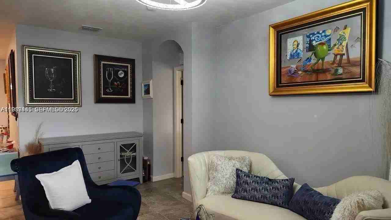 2271 Arlington Dr Sw #2271 - Photo 4 of 18