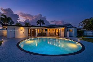 featured image of 11220 Sw 181st Ter #11220