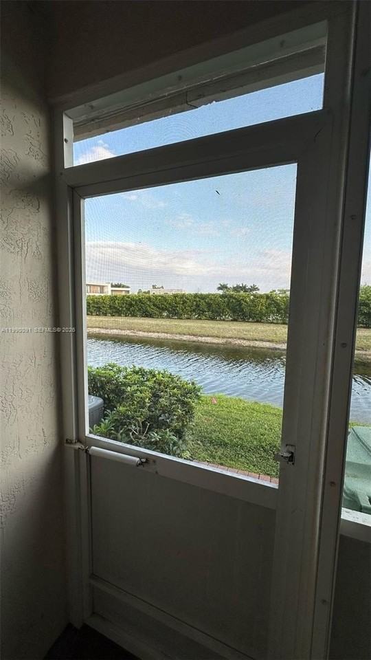 50 Key West Ct #50 - Photo 2 of 16