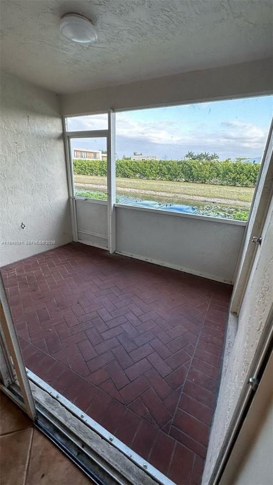 50 Key West Ct #50 - Photo 3 of 16