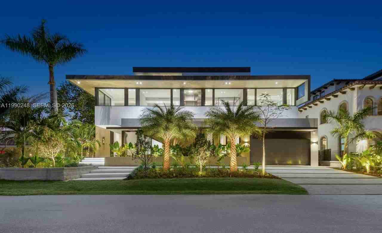 641 Flamingo Dr #0 - Photo 5 of 50