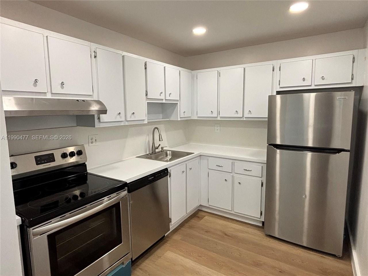 8277 Sw 128th St #113 - Photo 2 of 22