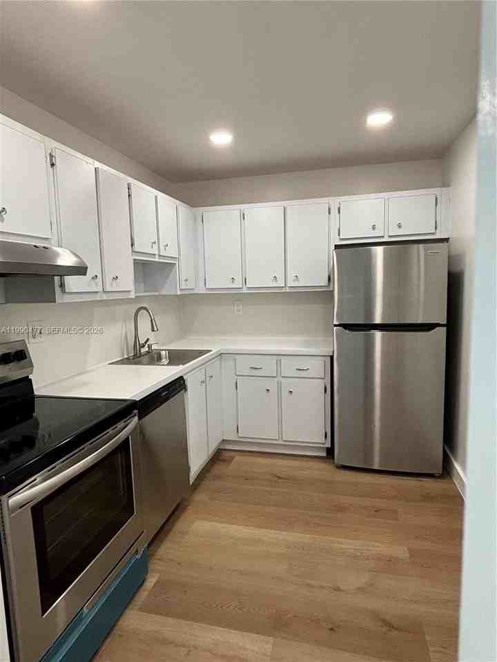 8277 Sw 128th St #113 - Photo 3 of 22