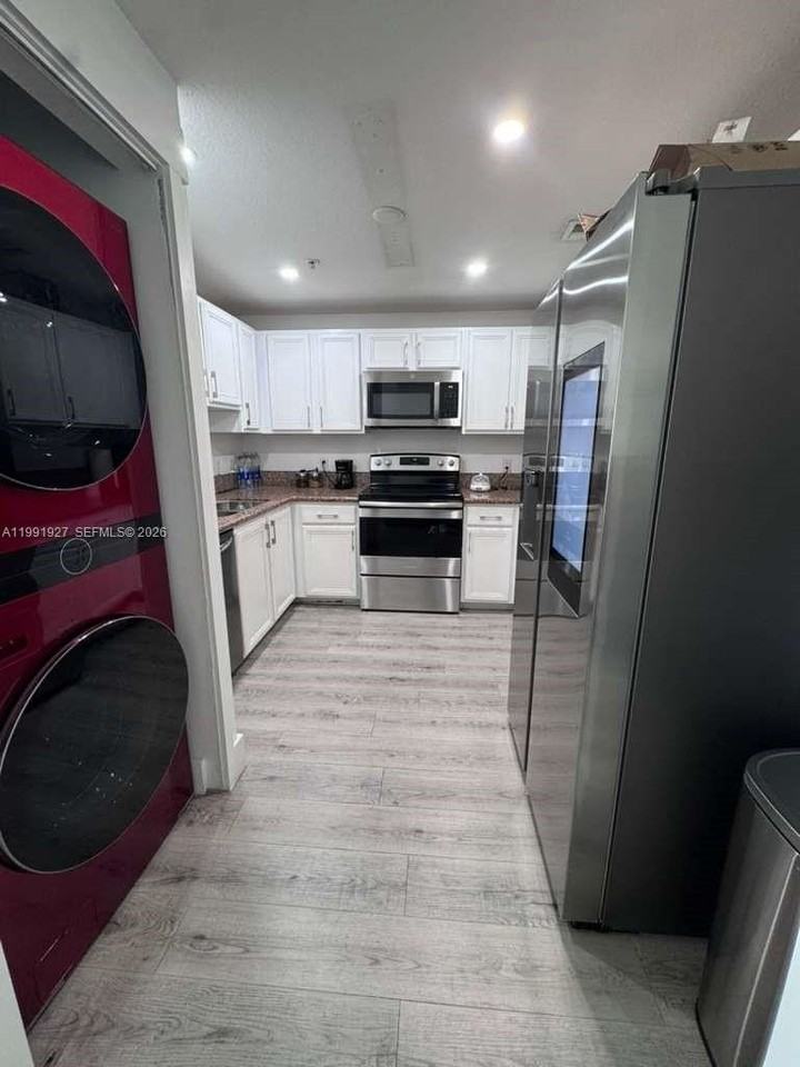 5271 Sw 8th St #305 - Photo 4 of 15