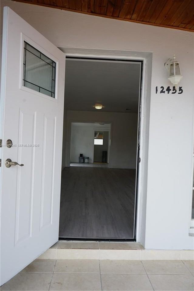 12455 Sw 185th Ter - Photo 3 of 44