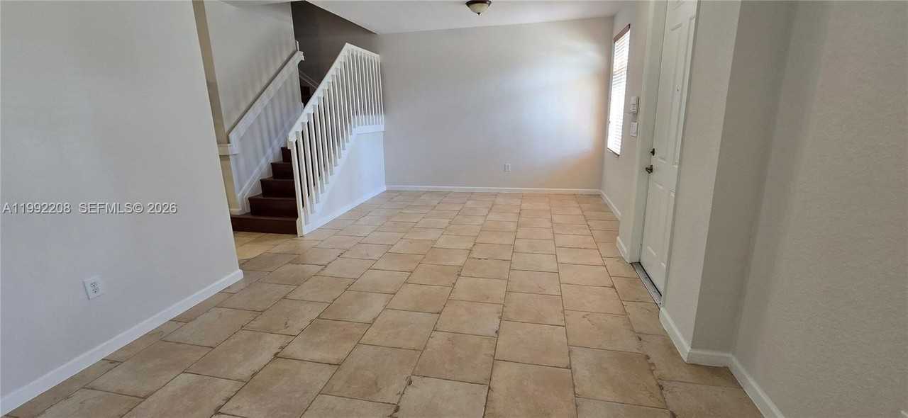 14067 Sw 272nd St - Photo 5 of 36