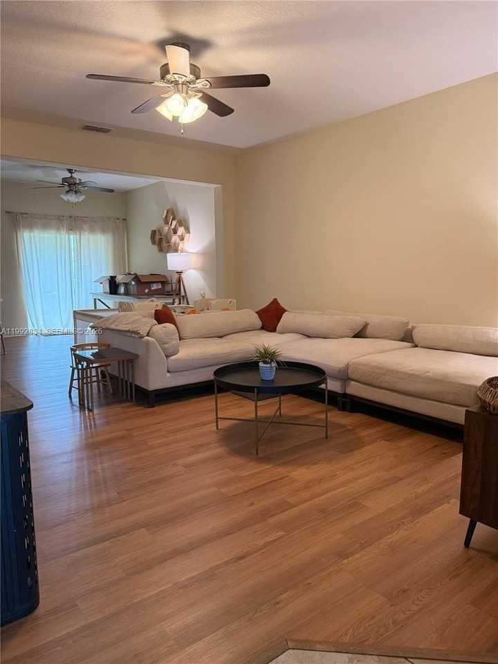3154 Rodrick Cir #0 - Photo 7 of 21