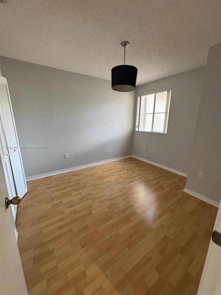 6272 Sw 139th Ave #6272 - Photo 6 of 41