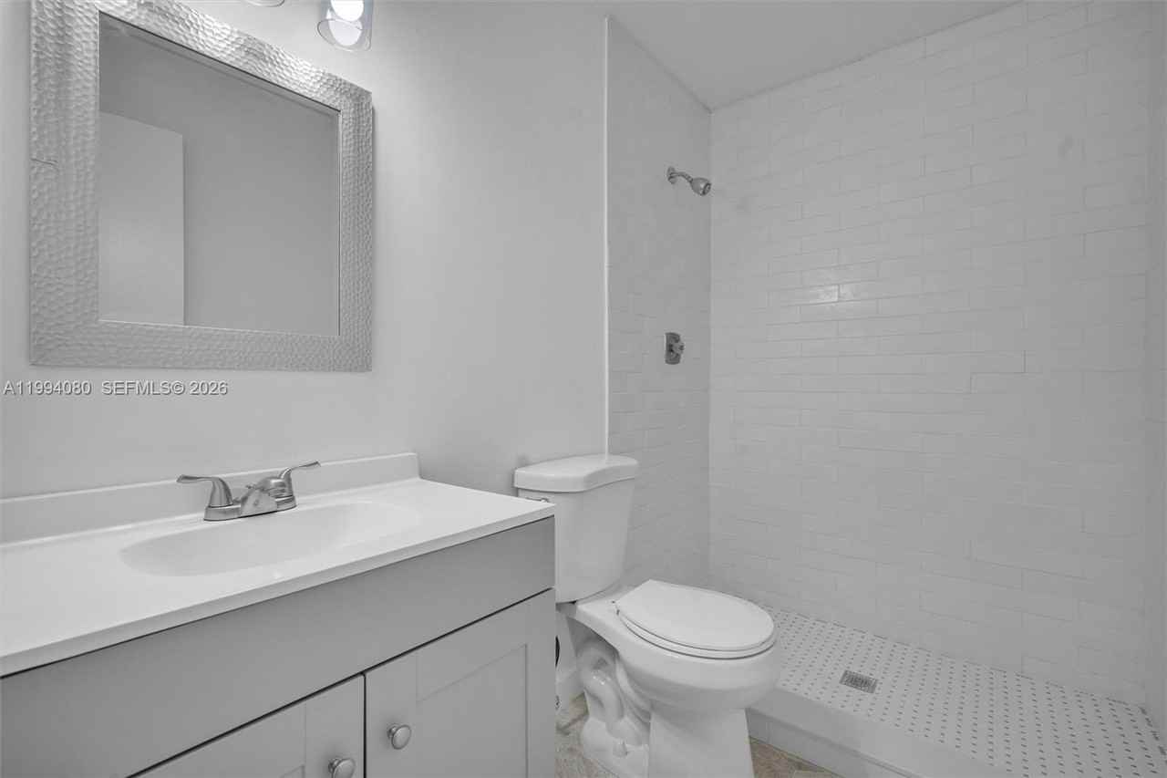 10015 Nw 4th St #203 - Photo 7 of 19