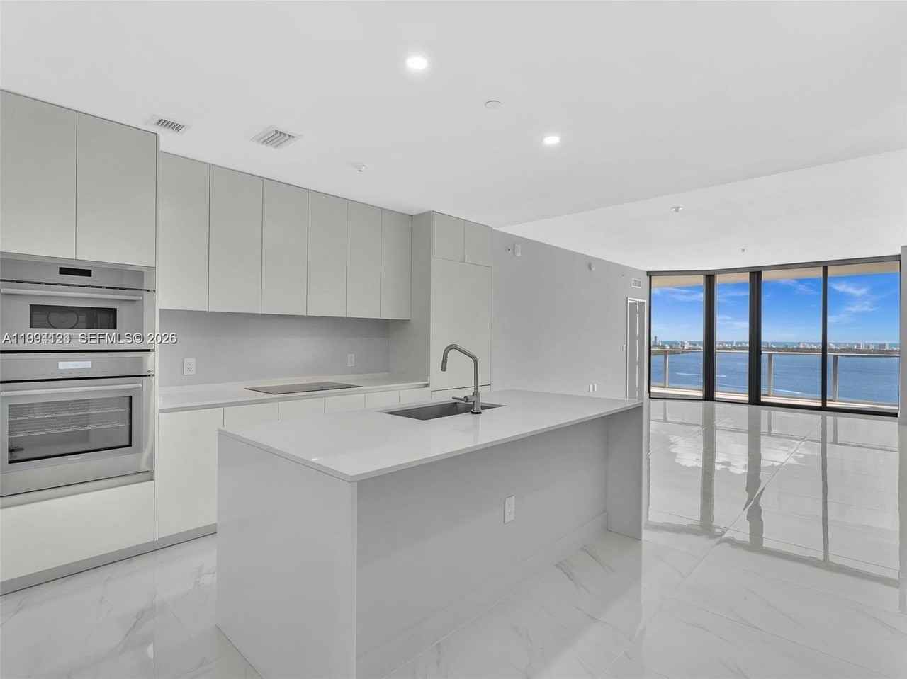 711 Ne 23rd Ter #3303