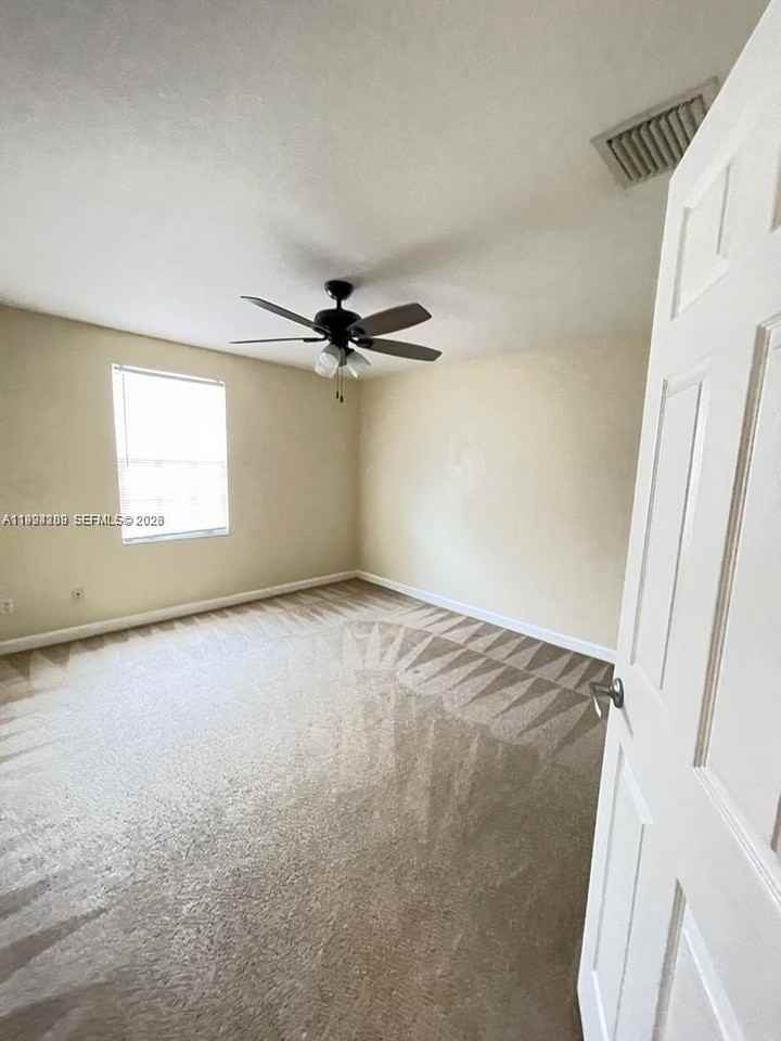 19183 N Hibiscus St #19183 - Photo 3 of 29