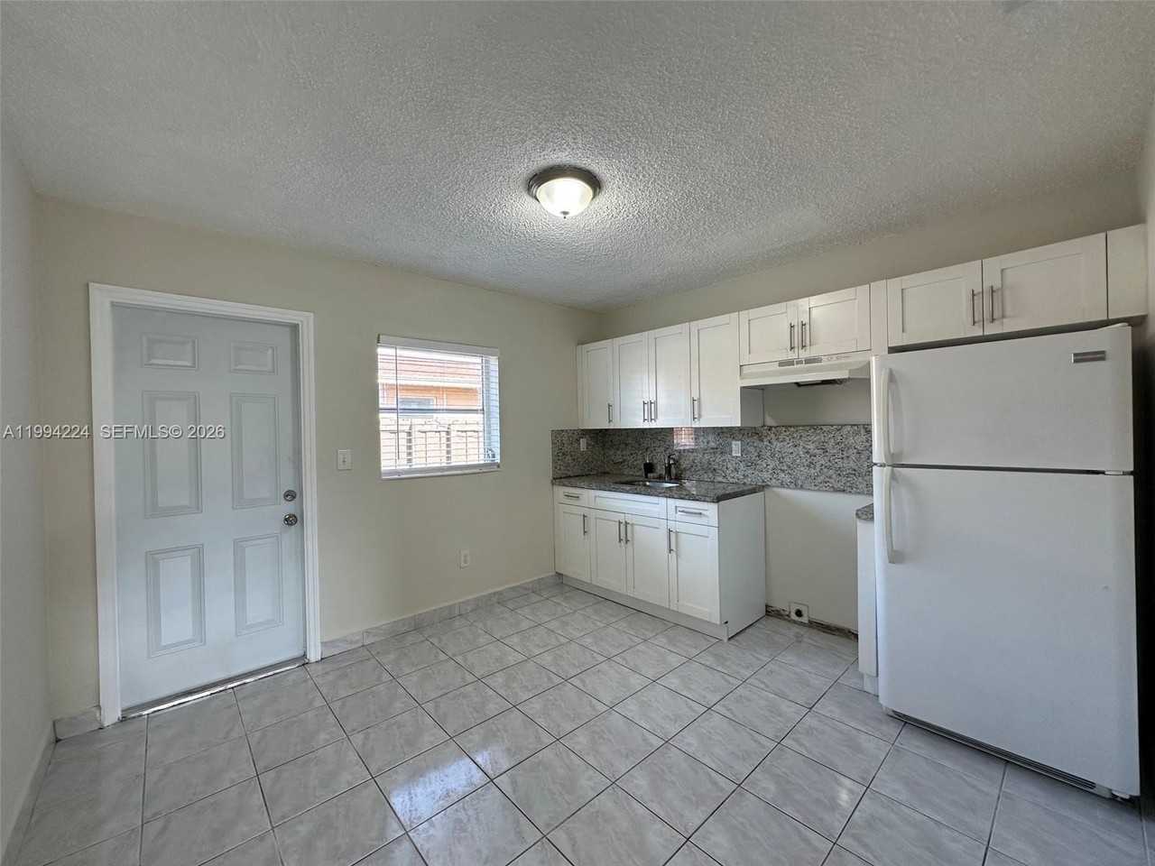 11346 Sw 2nd St - Photo 3 of 10