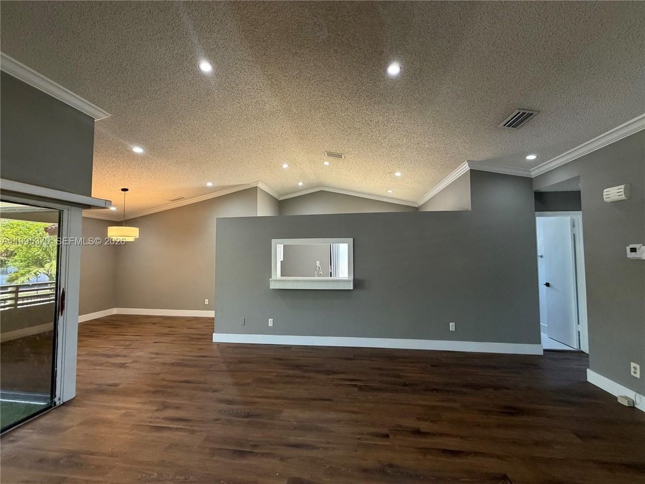 323 Ives Dairy Rd #343-05 - Photo 6 of 22