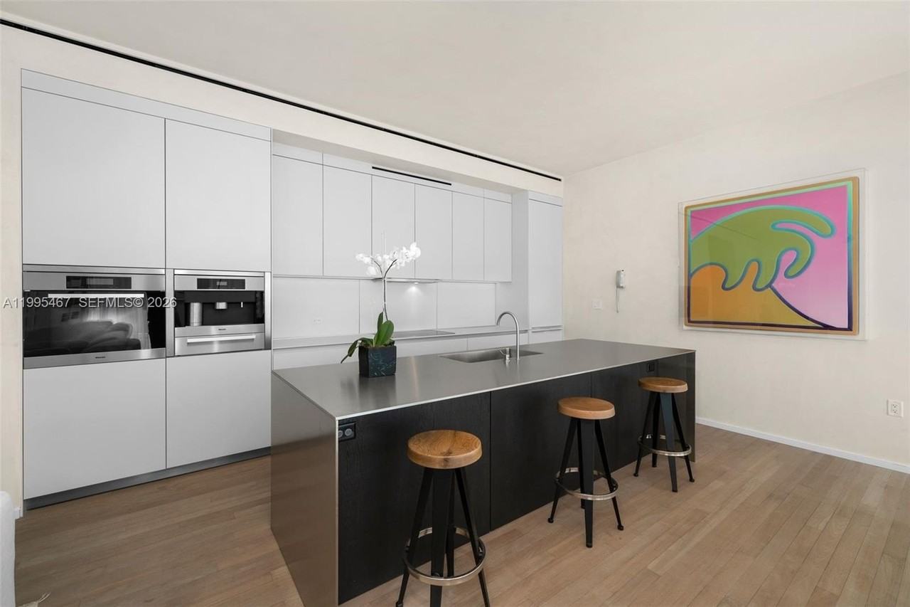 2901 Collins Ave #1204 - Photo 5 of 23