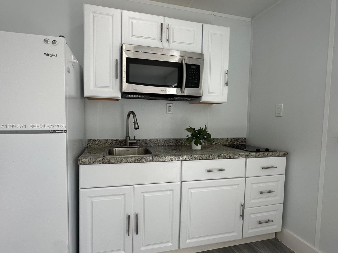 841 N 69th Ave #2 - Photo 3 of 12