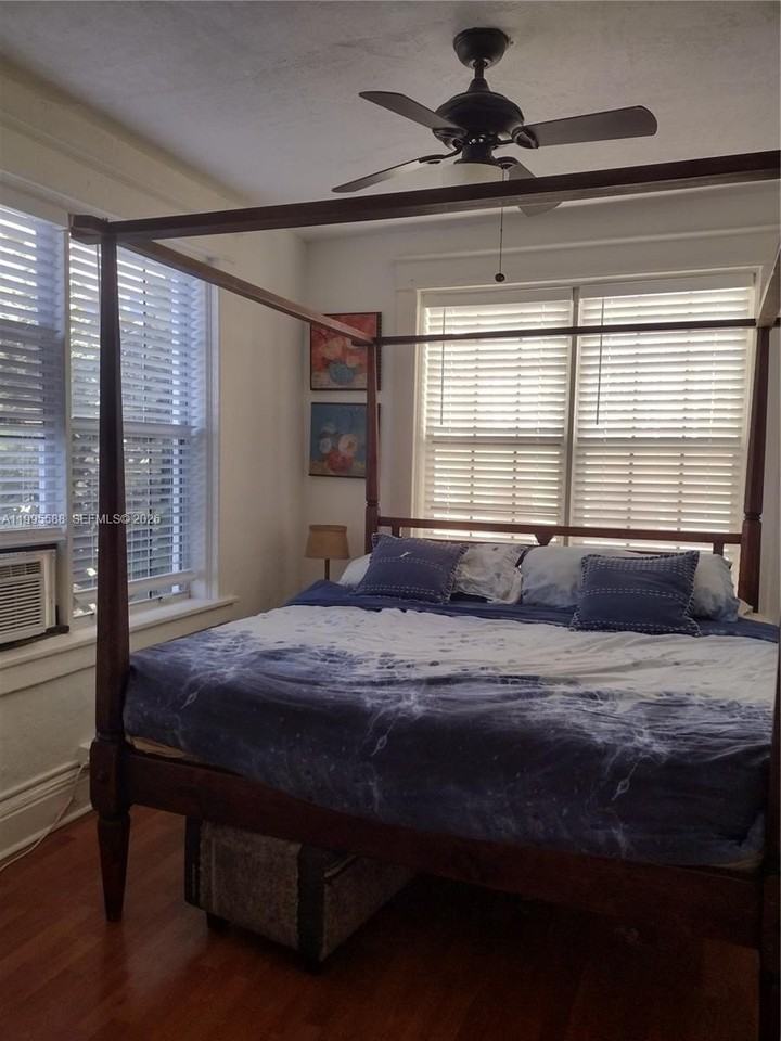 710 Pennsylvania Ave #4 - Photo 7 of 10