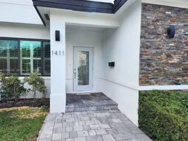 featured image of 1411 Sw 66th Ave #B