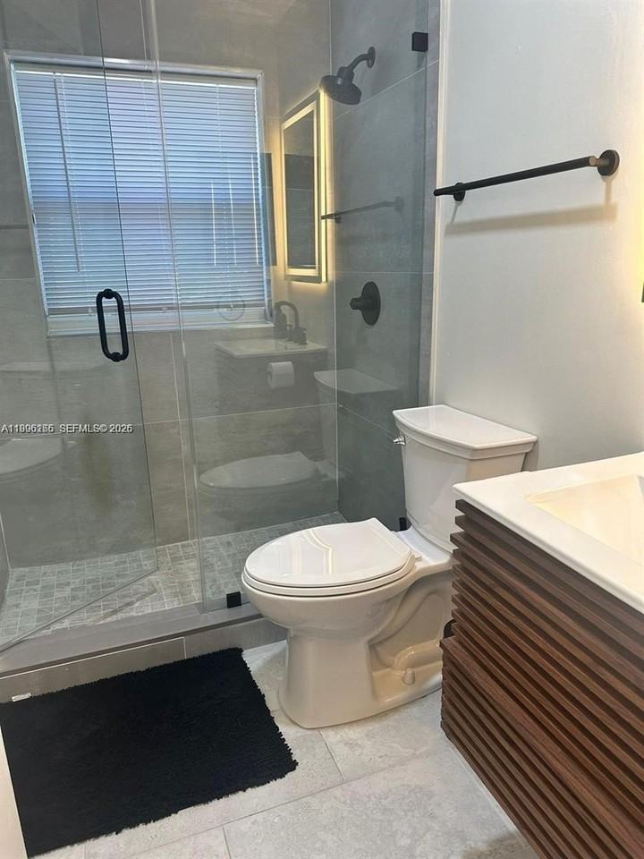 4938 Sw 33rd Way - Photo 2 of 15