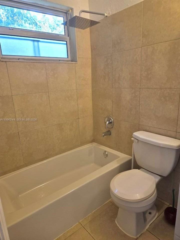 34 Sw 6th Ave #4 - Photo 7 of 15