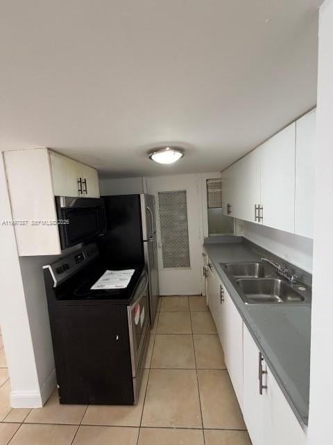 1821 Ne 168th St #B3 - Photo 3 of 11