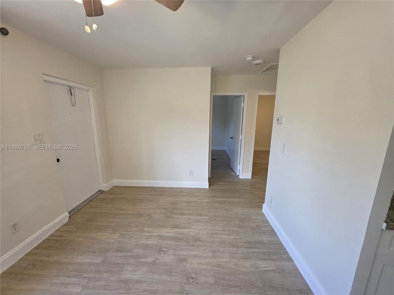 730 Nw 5th St #3 - Photo 7 of 9