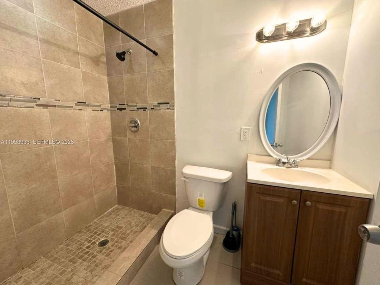 623 Nw 3rd Ave #1 - Photo 7 of 10