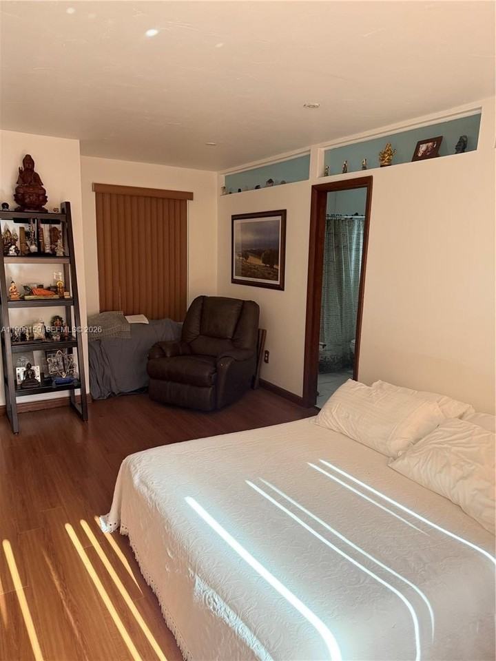 9410 Sw 78th St #A - Photo 2 of 5