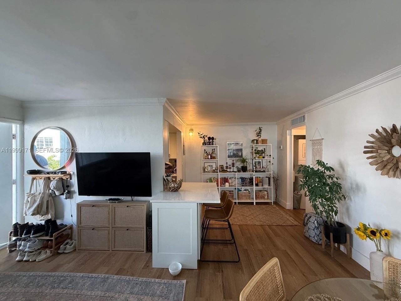 801 Meridian Ave #2D - Photo 2 of 14