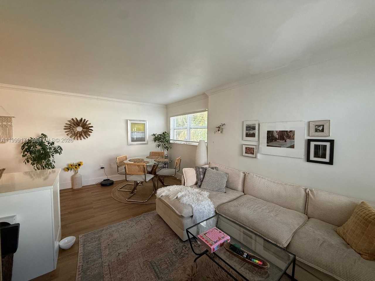 801 Meridian Ave #2D - Photo 3 of 14