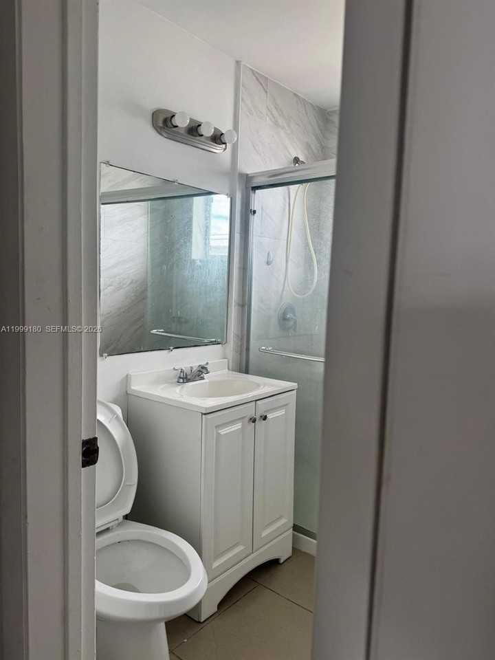 660 Ne 88th Ter #8 - Photo 3 of 7