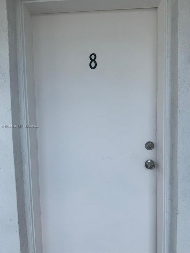 660 Ne 88th Ter #8 - Photo 7 of 7