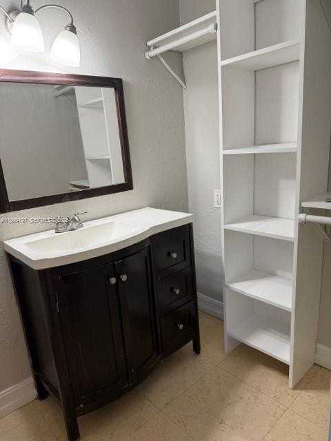 13000 Sw 260th Ter #R - Photo 4 of 5