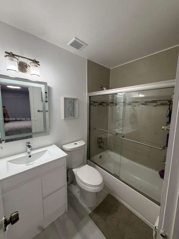 6878 Nw 173rd Dr #907 - Photo 7 of 18