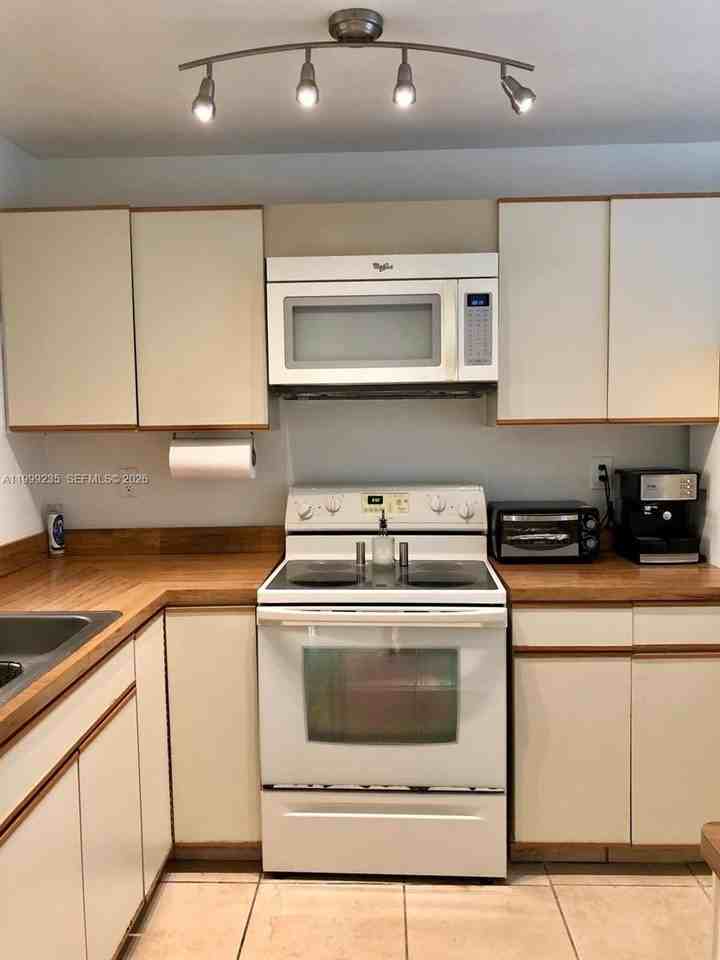 6660 Sw 130th Ave #1705 - Photo 5 of 16