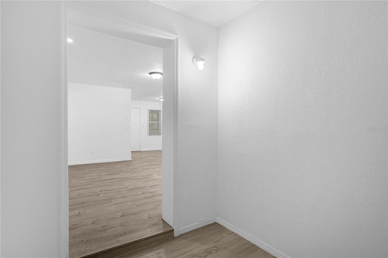 516 Pitt St - Photo 7 of 17