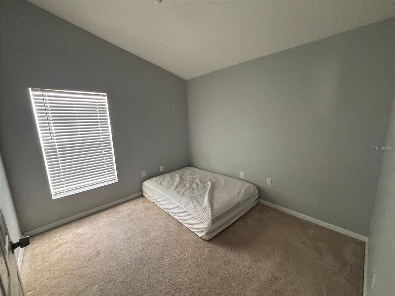 3068 Cameron Dr - Photo 7 of 12