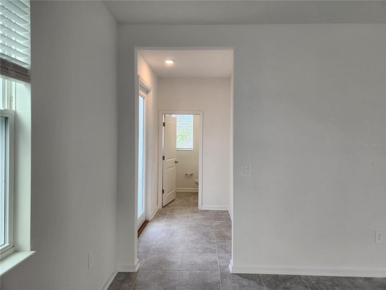 203 Bogey Dr - Photo 5 of 41