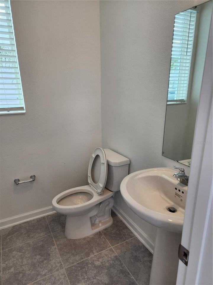 203 Bogey Dr - Photo 6 of 41