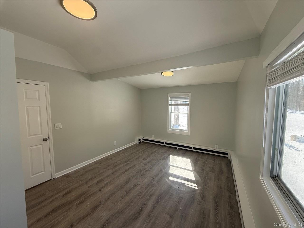 26 Forest Ln - Photo 7 of 16