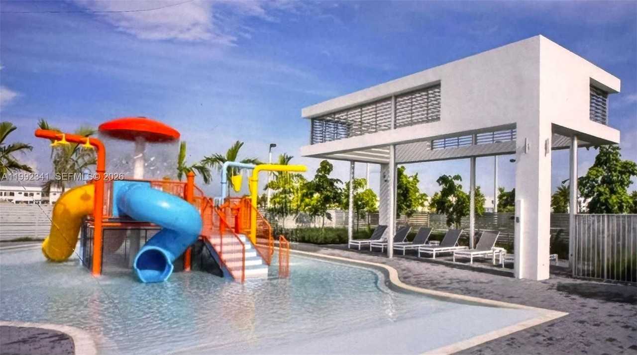 Nw 66th St - Photo 2 of 8