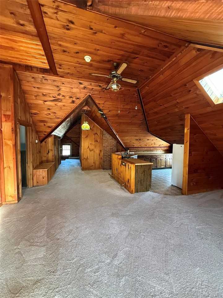 104 E Main St Apt 5 - Photo 4 of 9