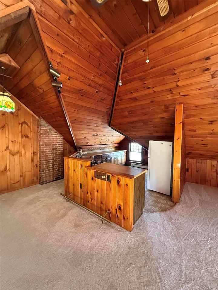 104 E Main St Apt 5 - Photo 5 of 9