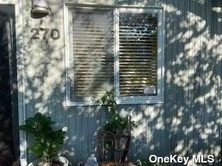 270 Cottage Walk - Photo 4 of 18