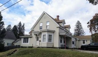 featured image of 27 Pleasant St #A