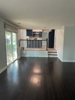 160 Camelot Way - Photo 5 of 16