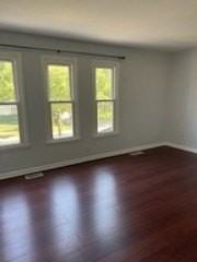 160 Camelot Way - Photo 7 of 16