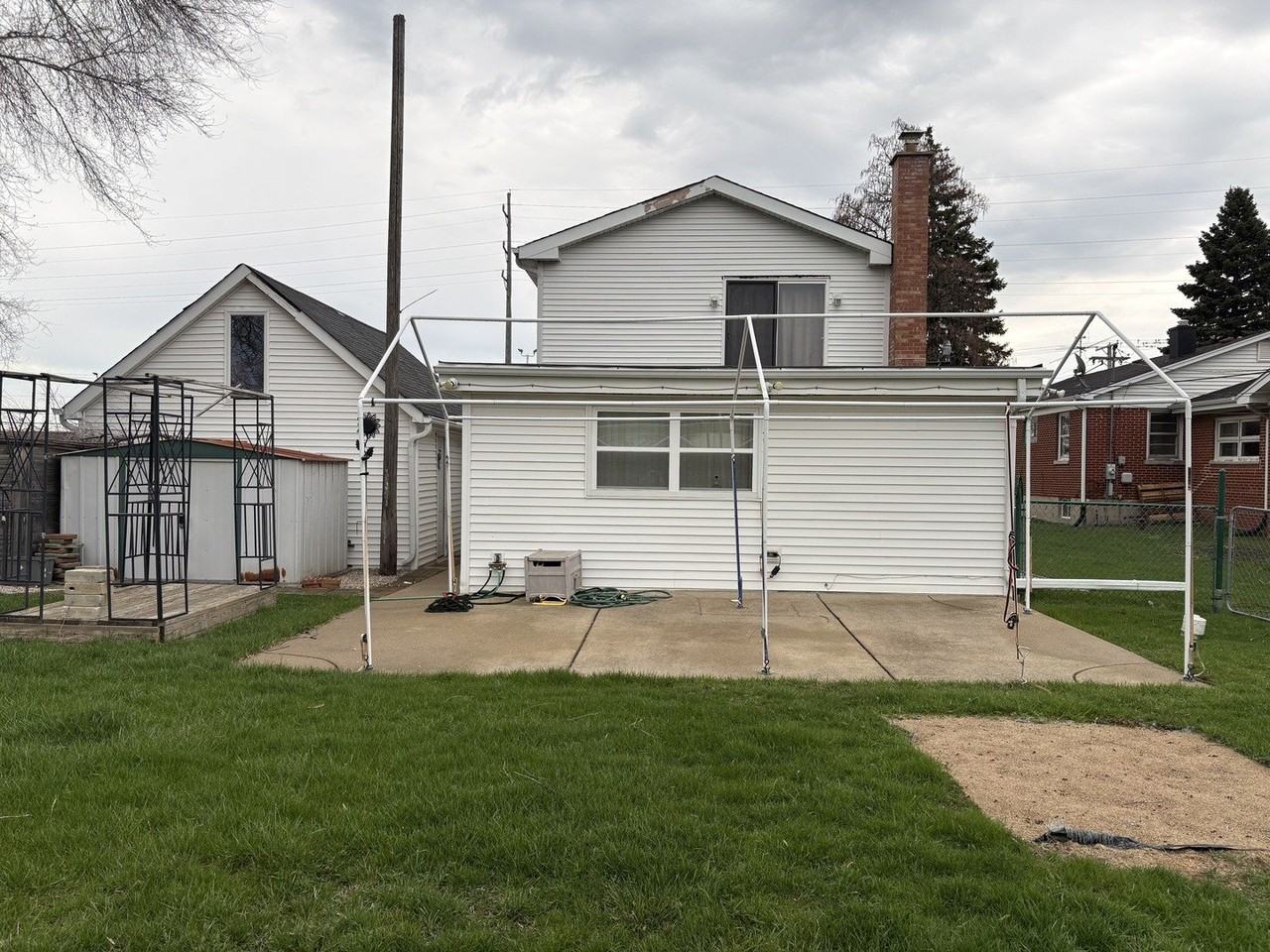 980 County Line Rd - Photo 3 of 6